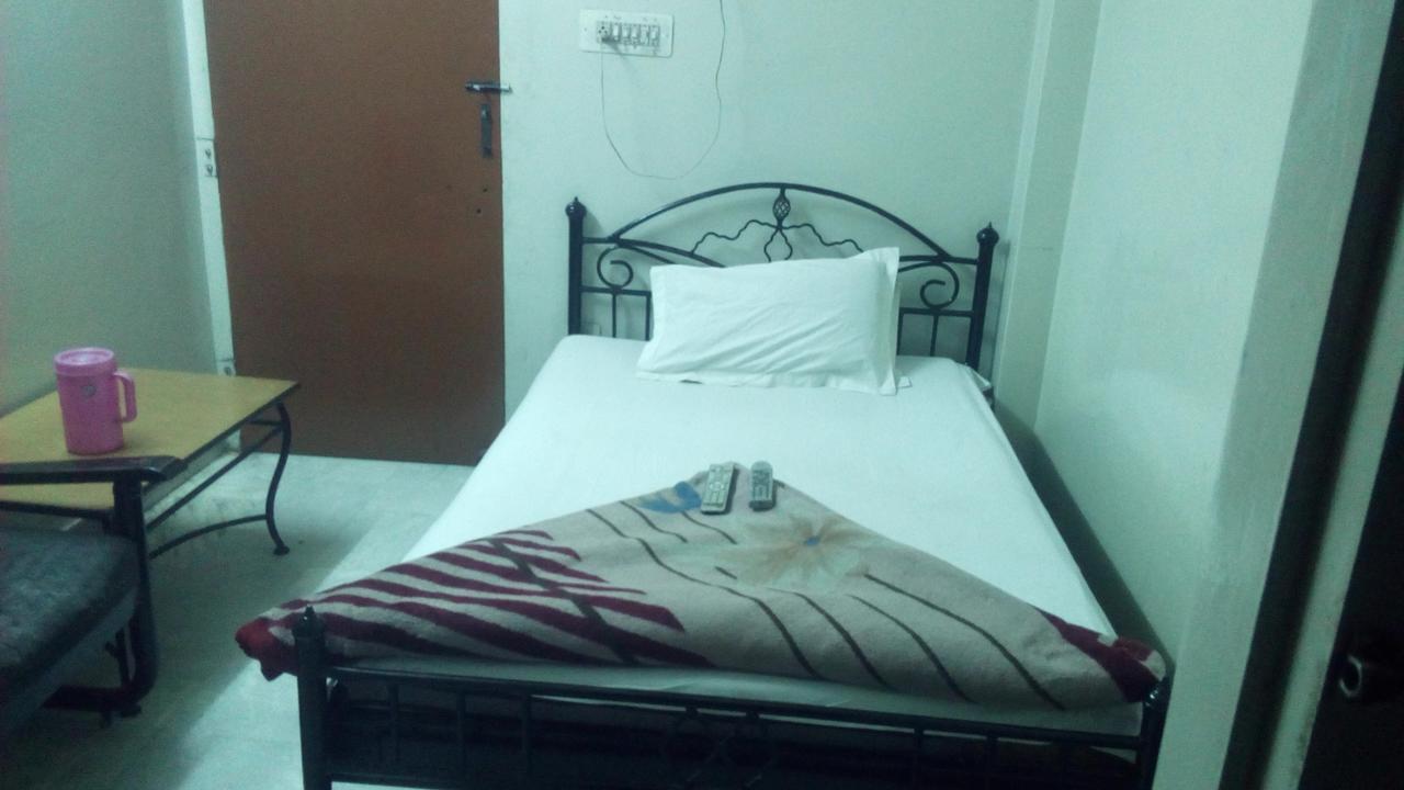 Hotel Urvashi Divisione di Jaipur Esterno foto